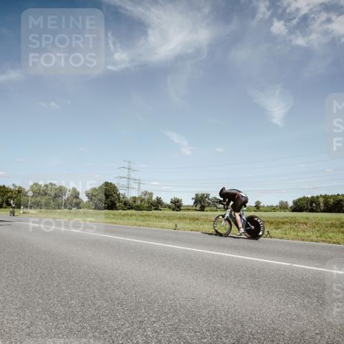 07.09.2025 - 19. Norderstedt Triathlon Michael Burmester http://msf.ph/oto/8851051 07.09.2025 14:21:20 Radfahren  meine-sportfotos.de