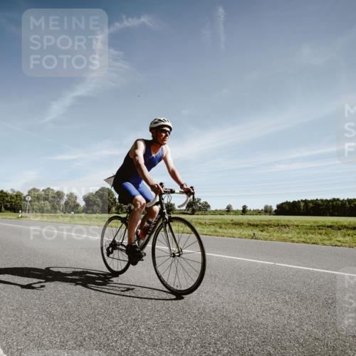 07.09.2025 - 19. Norderstedt Triathlon Michael Burmester http://msf.ph/oto/8851056 07.09.2025 11:15:35 Radfahren 1160, 1168, 1228 meine-sportfotos.de