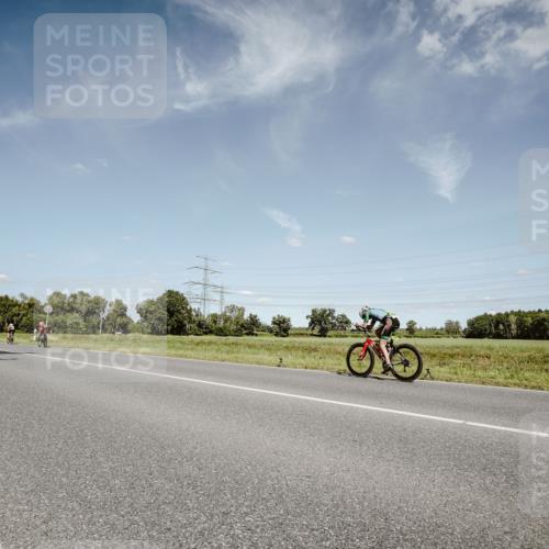 07.09.2025 - 19. Norderstedt Triathlon Michael Burmester http://msf.ph/oto/8851064 07.09.2025 14:21:29 Radfahren  meine-sportfotos.de
