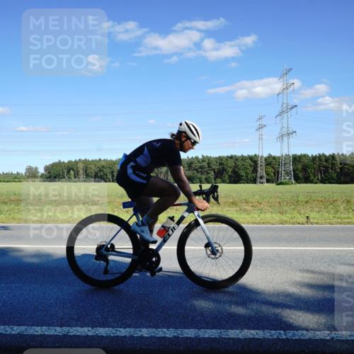 07.09.2025 - 19. Norderstedt Triathlon Michael Burmester http://msf.ph/oto/8851072 07.09.2025 15:38:32 Radfahren 887 meine-sportfotos.de