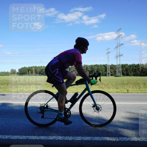 07.09.2025 - 19. Norderstedt Triathlon Michael Burmester http://msf.ph/oto/8851084 07.09.2025 15:38:42 Radfahren 408, 882, 938 meine-sportfotos.de