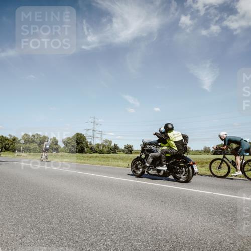 07.09.2025 - 19. Norderstedt Triathlon Michael Burmester http://msf.ph/oto/8851095 07.09.2025 14:21:46 Radfahren 872 meine-sportfotos.de