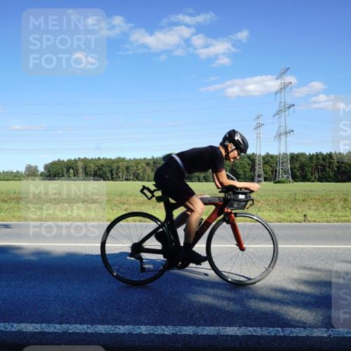 07.09.2025 - 19. Norderstedt Triathlon Michael Burmester http://msf.ph/oto/8851110 07.09.2025 15:38:54 Radfahren 447, 909, 1454 meine-sportfotos.de