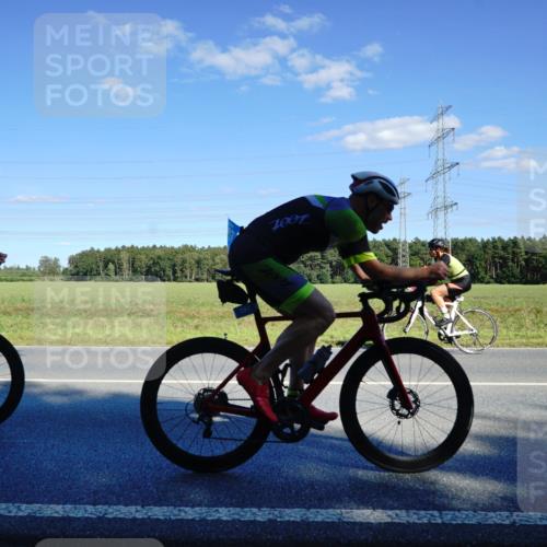07.09.2025 - 19. Norderstedt Triathlon Michael Burmester http://msf.ph/oto/8851131 07.09.2025 15:39:08 Radfahren 397, 885, 947 meine-sportfotos.de