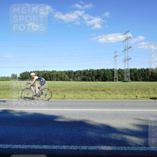 07.09.2025 - 19. Norderstedt Triathlon Michael Burmester http://msf.ph/oto/8851137 07.09.2025 15:39:10 Radfahren 397, 885, 918, 947 meine-sportfotos.de