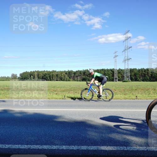 07.09.2025 - 19. Norderstedt Triathlon Michael Burmester http://msf.ph/oto/8851139 07.09.2025 15:39:11 Radfahren 397, 885, 918, 947 meine-sportfotos.de