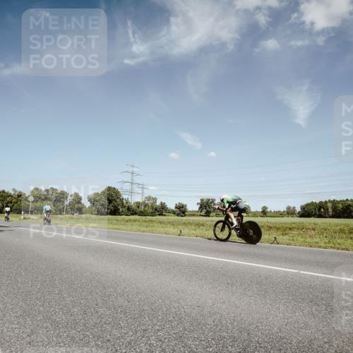07.09.2025 - 19. Norderstedt Triathlon Michael Burmester http://msf.ph/oto/8851150 07.09.2025 14:22:27 Radfahren 980 meine-sportfotos.de