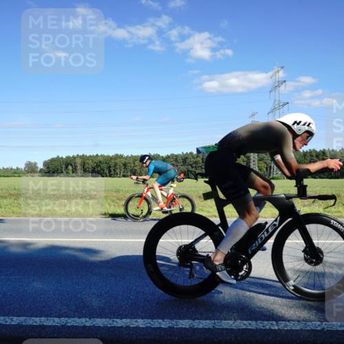 07.09.2025 - 19. Norderstedt Triathlon Michael Burmester http://msf.ph/oto/8851185 07.09.2025 15:39:46 Radfahren 508, 517 meine-sportfotos.de