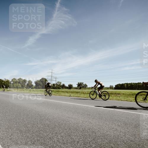 07.09.2025 - 19. Norderstedt Triathlon Michael Burmester http://msf.ph/oto/8851186 07.09.2025 11:17:52 Radfahren 1341 meine-sportfotos.de