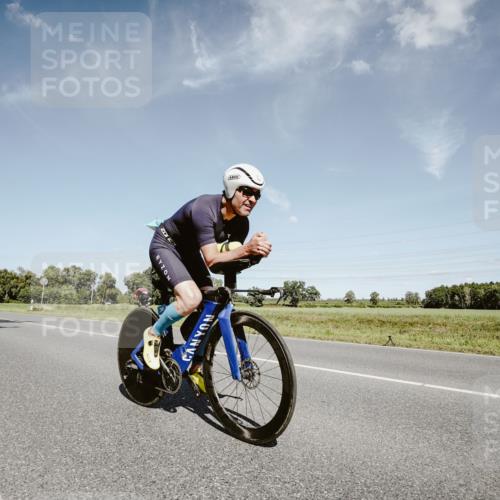 07.09.2025 - 19. Norderstedt Triathlon Michael Burmester http://msf.ph/oto/8851198 07.09.2025 14:22:51 Radfahren 369, 997, 1028 meine-sportfotos.de