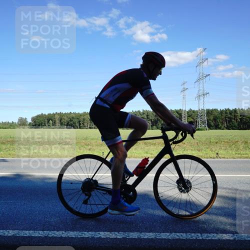 07.09.2025 - 19. Norderstedt Triathlon Michael Burmester http://msf.ph/oto/8851204 07.09.2025 15:40:01 Radfahren 924, 954, 1455, 1464 meine-sportfotos.de
