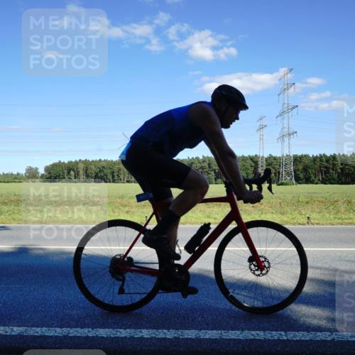 07.09.2025 - 19. Norderstedt Triathlon Michael Burmester http://msf.ph/oto/8851206 07.09.2025 15:40:02 Radfahren 924, 954, 1455, 1464 meine-sportfotos.de