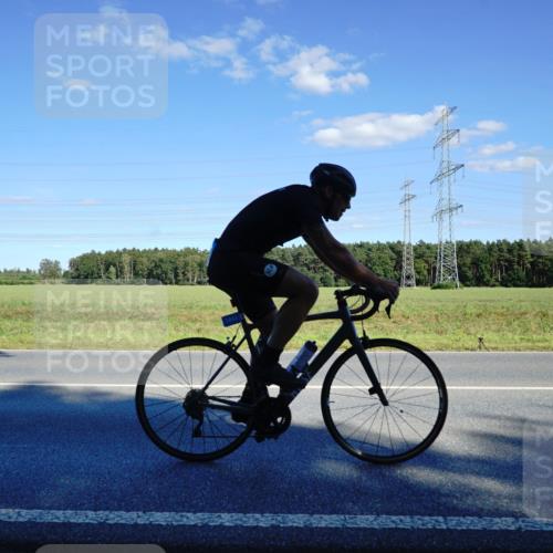 07.09.2025 - 19. Norderstedt Triathlon Michael Burmester http://msf.ph/oto/8851208 07.09.2025 15:40:05 Radfahren 923, 924, 1400, 1422, 1448, 1464, 1485 meine-sportfotos.de