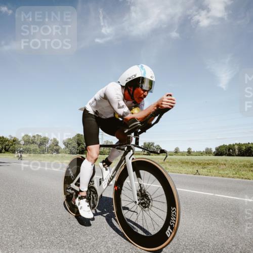 07.09.2025 - 19. Norderstedt Triathlon Michael Burmester http://msf.ph/oto/8851223 07.09.2025 14:23:07 Radfahren 1501 meine-sportfotos.de