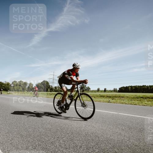 07.09.2025 - 19. Norderstedt Triathlon Michael Burmester http://msf.ph/oto/8851235 07.09.2025 11:18:55 Radfahren 1162, 1202 meine-sportfotos.de