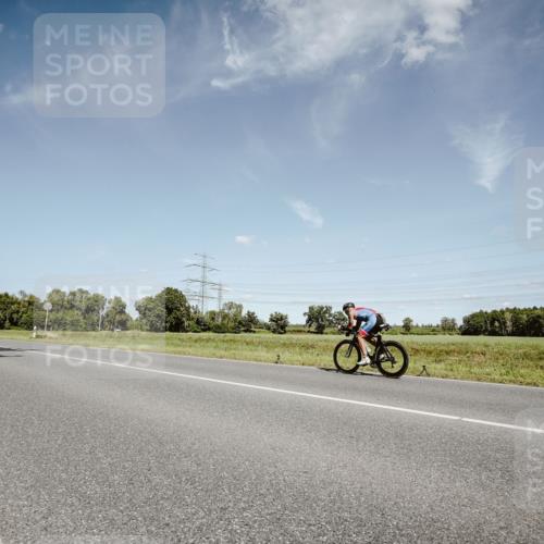 07.09.2025 - 19. Norderstedt Triathlon Michael Burmester http://msf.ph/oto/8851236 07.09.2025 14:23:25 Radfahren  meine-sportfotos.de