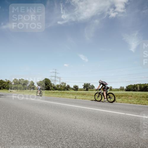 07.09.2025 - 19. Norderstedt Triathlon Michael Burmester http://msf.ph/oto/8851240 07.09.2025 14:23:26 Radfahren  meine-sportfotos.de