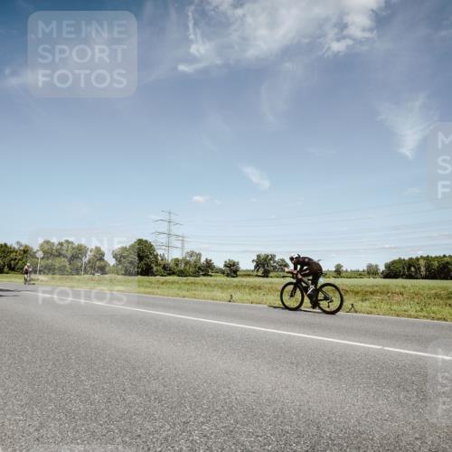 07.09.2025 - 19. Norderstedt Triathlon Michael Burmester http://msf.ph/oto/8851247 07.09.2025 14:23:33 Radfahren  meine-sportfotos.de