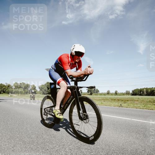 07.09.2025 - 19. Norderstedt Triathlon Michael Burmester http://msf.ph/oto/8851265 07.09.2025 14:23:44 Radfahren 366 meine-sportfotos.de