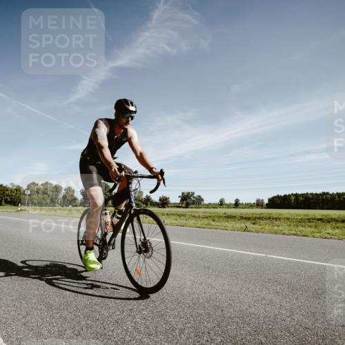07.09.2025 - 19. Norderstedt Triathlon Michael Burmester http://msf.ph/oto/8851266 07.09.2025 11:19:18 Radfahren 276, 1225 meine-sportfotos.de