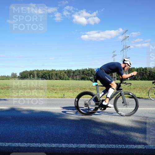 07.09.2025 - 19. Norderstedt Triathlon Michael Burmester http://msf.ph/oto/8851274 07.09.2025 15:40:45 Radfahren 403, 446, 1444 meine-sportfotos.de