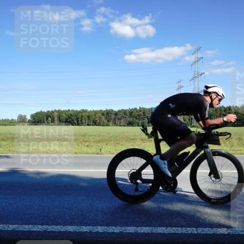 07.09.2025 - 19. Norderstedt Triathlon Michael Burmester http://msf.ph/oto/8851288 07.09.2025 15:40:57 Radfahren 506, 513, 541, 952 meine-sportfotos.de