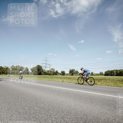 07.09.2025 - 19. Norderstedt Triathlon Michael Burmester http://msf.ph/oto/8851342 07.09.2025 14:24:21 Radfahren 392, 1011 meine-sportfotos.de