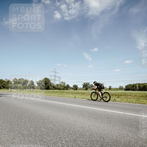 07.09.2025 - 19. Norderstedt Triathlon Michael Burmester http://msf.ph/oto/8851365 07.09.2025 14:24:36 Radfahren  meine-sportfotos.de