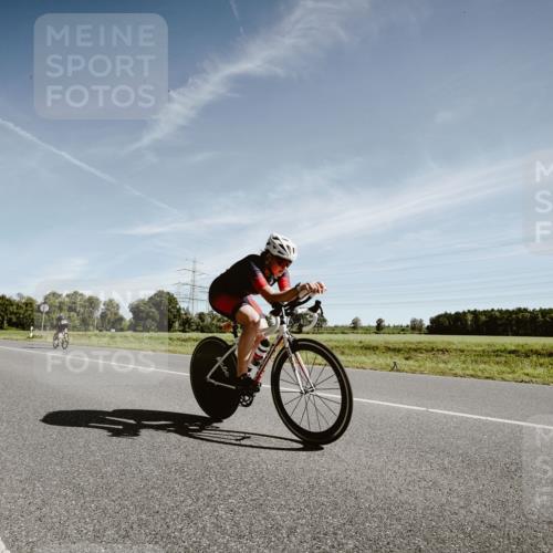 07.09.2025 - 19. Norderstedt Triathlon Michael Burmester http://msf.ph/oto/8851381 07.09.2025 11:21:19 Radfahren 1181 meine-sportfotos.de