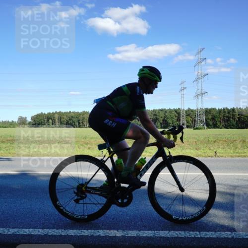 07.09.2025 - 19. Norderstedt Triathlon Michael Burmester http://msf.ph/oto/8851384 07.09.2025 15:41:58 Radfahren 365, 465, 499, 540, 871, 889, 1547 meine-sportfotos.de