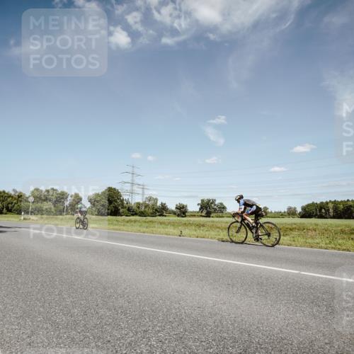07.09.2025 - 19. Norderstedt Triathlon Michael Burmester http://msf.ph/oto/8851390 07.09.2025 14:24:58 Radfahren 1037, 1466 meine-sportfotos.de