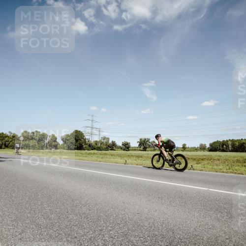 07.09.2025 - 19. Norderstedt Triathlon Michael Burmester http://msf.ph/oto/8851411 07.09.2025 14:25:05 Radfahren 908, 1019 meine-sportfotos.de