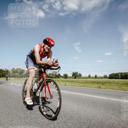 07.09.2025 - 19. Norderstedt Triathlon Michael Burmester http://msf.ph/oto/8851415 07.09.2025 14:25:08 Radfahren 908, 1478 meine-sportfotos.de