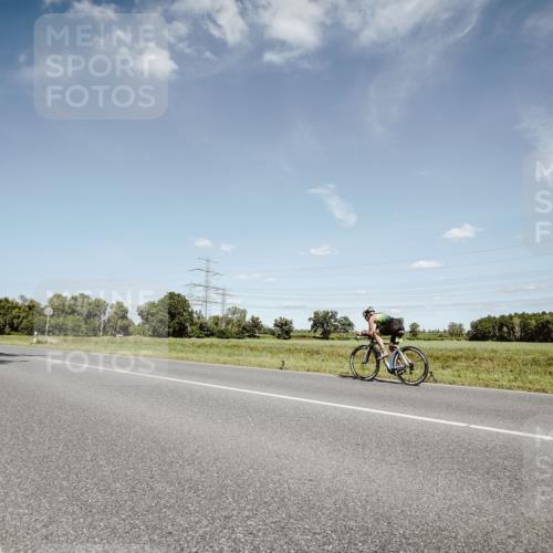 07.09.2025 - 19. Norderstedt Triathlon Michael Burmester http://msf.ph/oto/8851436 07.09.2025 14:25:24 Radfahren 361 meine-sportfotos.de