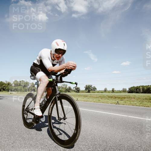 07.09.2025 - 19. Norderstedt Triathlon Michael Burmester http://msf.ph/oto/8851439 07.09.2025 14:25:25 Radfahren 361 meine-sportfotos.de