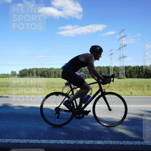07.09.2025 - 19. Norderstedt Triathlon Michael Burmester http://msf.ph/oto/8851458 07.09.2025 15:42:56 Radfahren 549, 1411, 1427, 1534 meine-sportfotos.de