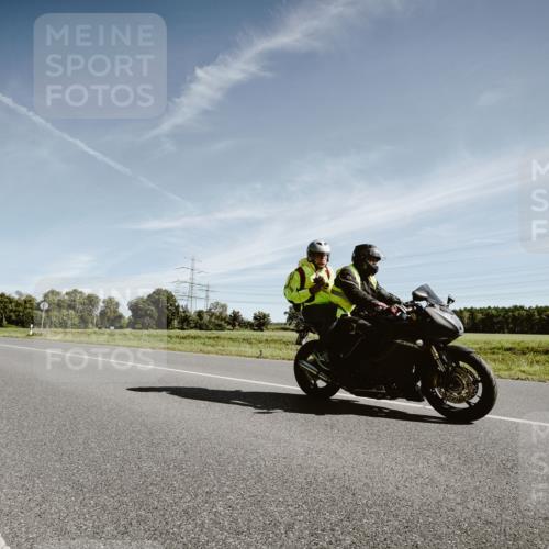 07.09.2025 - 19. Norderstedt Triathlon Michael Burmester http://msf.ph/oto/8851459 07.09.2025 11:22:30 Radfahren 833, 1207 meine-sportfotos.de