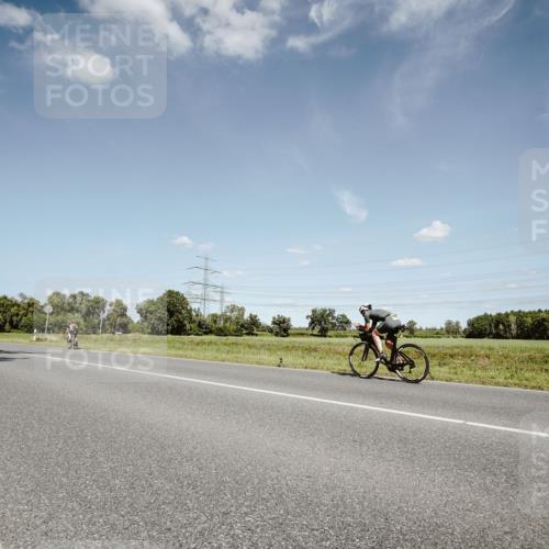 07.09.2025 - 19. Norderstedt Triathlon Michael Burmester http://msf.ph/oto/8851486 07.09.2025 14:26:16 Radfahren 1456 meine-sportfotos.de