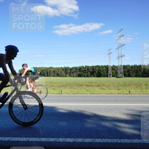 07.09.2025 - 19. Norderstedt Triathlon Michael Burmester http://msf.ph/oto/8851500 07.09.2025 15:43:17 Radfahren 534, 873, 937, 1423 meine-sportfotos.de