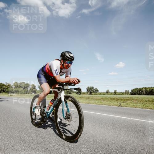 07.09.2025 - 19. Norderstedt Triathlon Michael Burmester http://msf.ph/oto/8851503 07.09.2025 14:26:28 Radfahren 469, 472, 475 meine-sportfotos.de