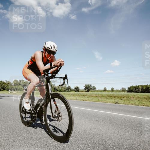 07.09.2025 - 19. Norderstedt Triathlon Michael Burmester http://msf.ph/oto/8851516 07.09.2025 14:26:41 Radfahren 1001 meine-sportfotos.de