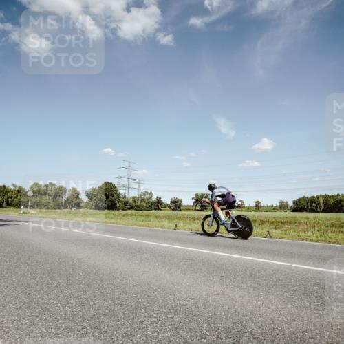 07.09.2025 - 19. Norderstedt Triathlon Michael Burmester http://msf.ph/oto/8851519 07.09.2025 14:26:45 Radfahren 900, 1042 meine-sportfotos.de