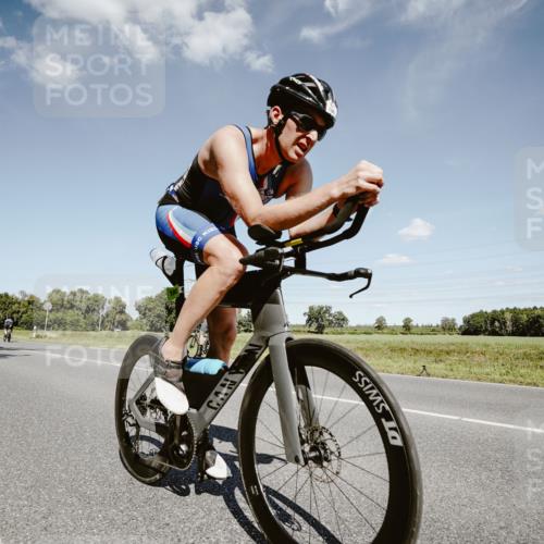 07.09.2025 - 19. Norderstedt Triathlon Michael Burmester http://msf.ph/oto/8851530 07.09.2025 14:26:48 Radfahren 476, 900, 1042 meine-sportfotos.de