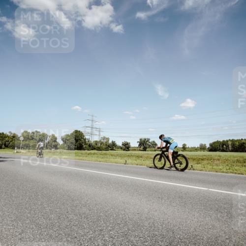 07.09.2025 - 19. Norderstedt Triathlon Michael Burmester http://msf.ph/oto/8851533 07.09.2025 14:26:49 Radfahren 476, 900, 1042 meine-sportfotos.de