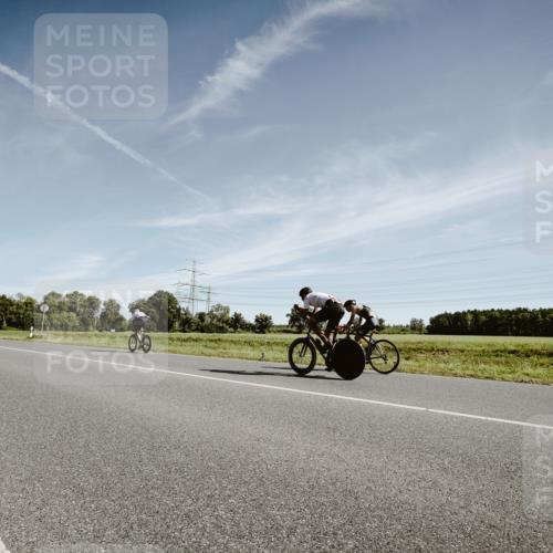 07.09.2025 - 19. Norderstedt Triathlon Michael Burmester http://msf.ph/oto/8851542 07.09.2025 11:23:51 Radfahren 1200 meine-sportfotos.de