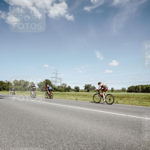07.09.2025 - 19. Norderstedt Triathlon Michael Burmester http://msf.ph/oto/8851551 07.09.2025 14:26:56 Radfahren 450, 972 meine-sportfotos.de