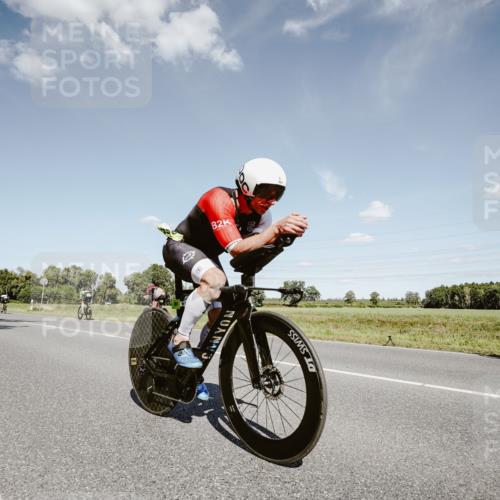 07.09.2025 - 19. Norderstedt Triathlon Michael Burmester http://msf.ph/oto/8851572 07.09.2025 14:27:03 Radfahren 969 meine-sportfotos.de