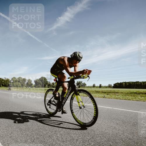 07.09.2025 - 19. Norderstedt Triathlon Michael Burmester http://msf.ph/oto/8851587 07.09.2025 11:24:25 Radfahren 225 meine-sportfotos.de
