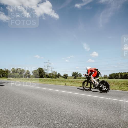 07.09.2025 - 19. Norderstedt Triathlon Michael Burmester http://msf.ph/oto/8851592 07.09.2025 14:27:21 Radfahren 993, 1469 meine-sportfotos.de