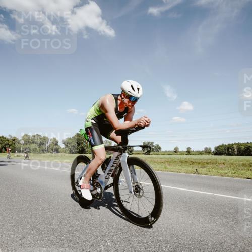 07.09.2025 - 19. Norderstedt Triathlon Michael Burmester http://msf.ph/oto/8851599 07.09.2025 14:27:23 Radfahren 993, 1026, 1469 meine-sportfotos.de